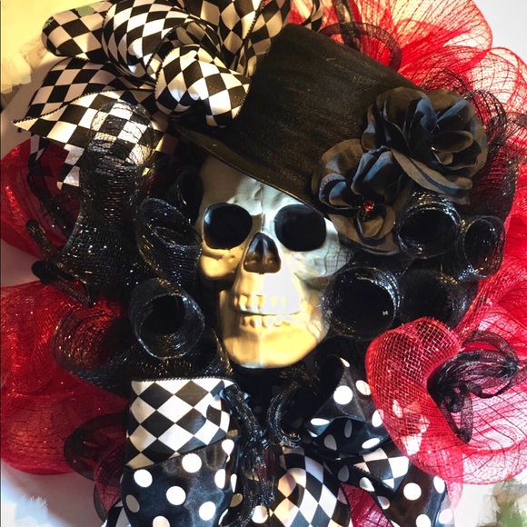 Halloween wreath - Picture 1 of 1